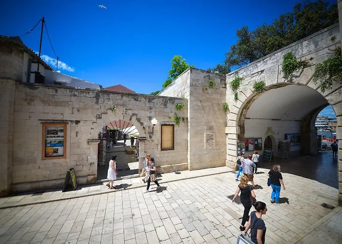 Apartment And Room Soul Of Dalmatia Gostinjska kuća